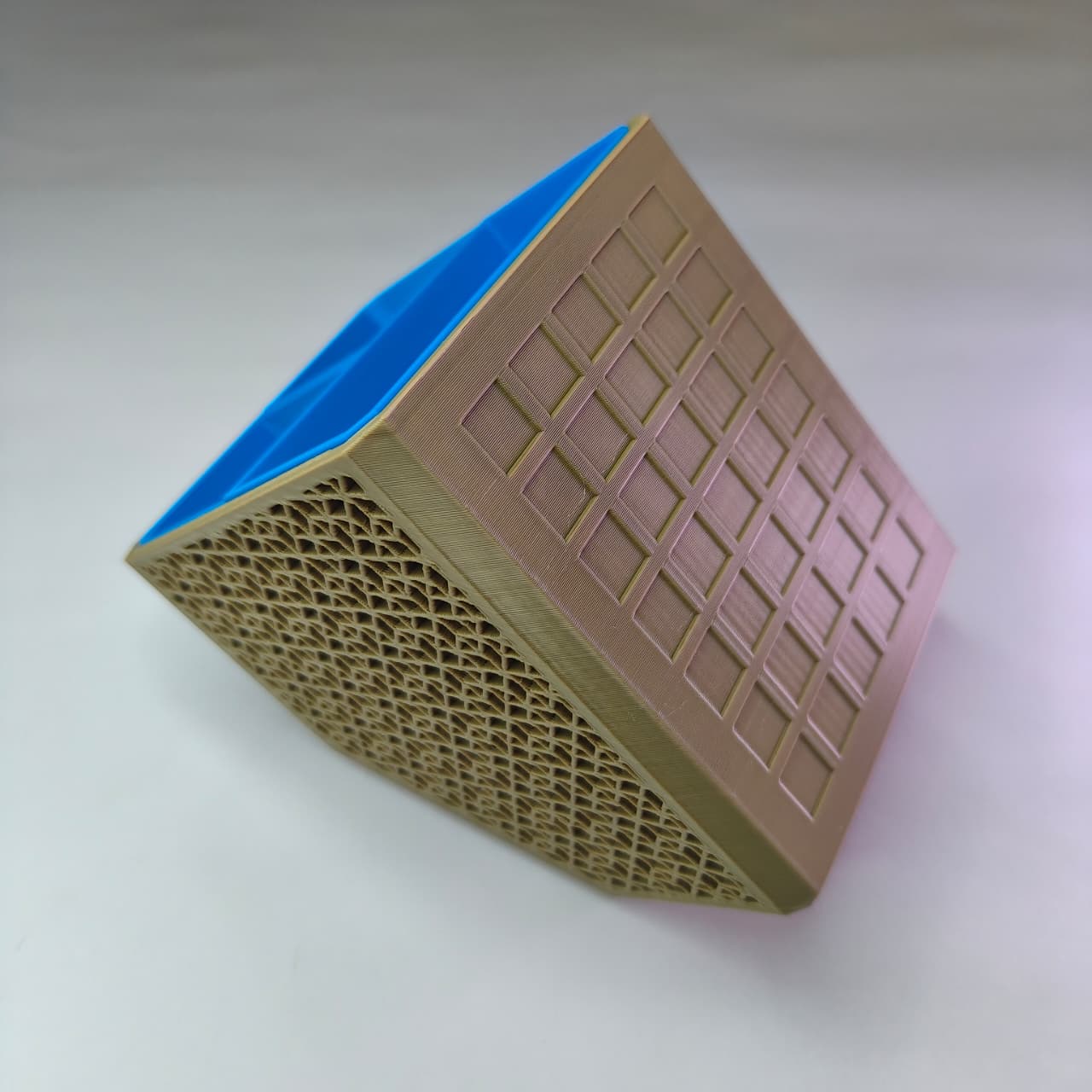 Kumiko Desk Organizer – Geometric Desktop Organizer for Office & Study