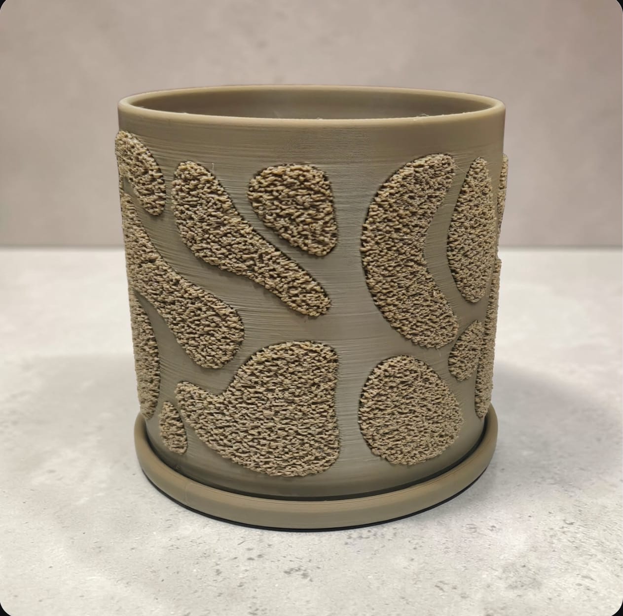 HARSIO Terrapebble Planter – 3.5 Inch Textured Minimal Desk Decor